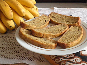 Banana Coconut  Loaf Recipe @ treatntrick.blogspot.com