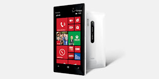 Nokia Lumia 928 front and back