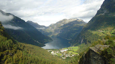 Vista de fiordo Geiranger