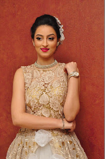 Chandini-Sharma-hot-sleeveless-dress