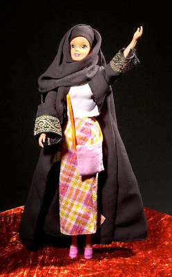 gambar boneka barbie muslim