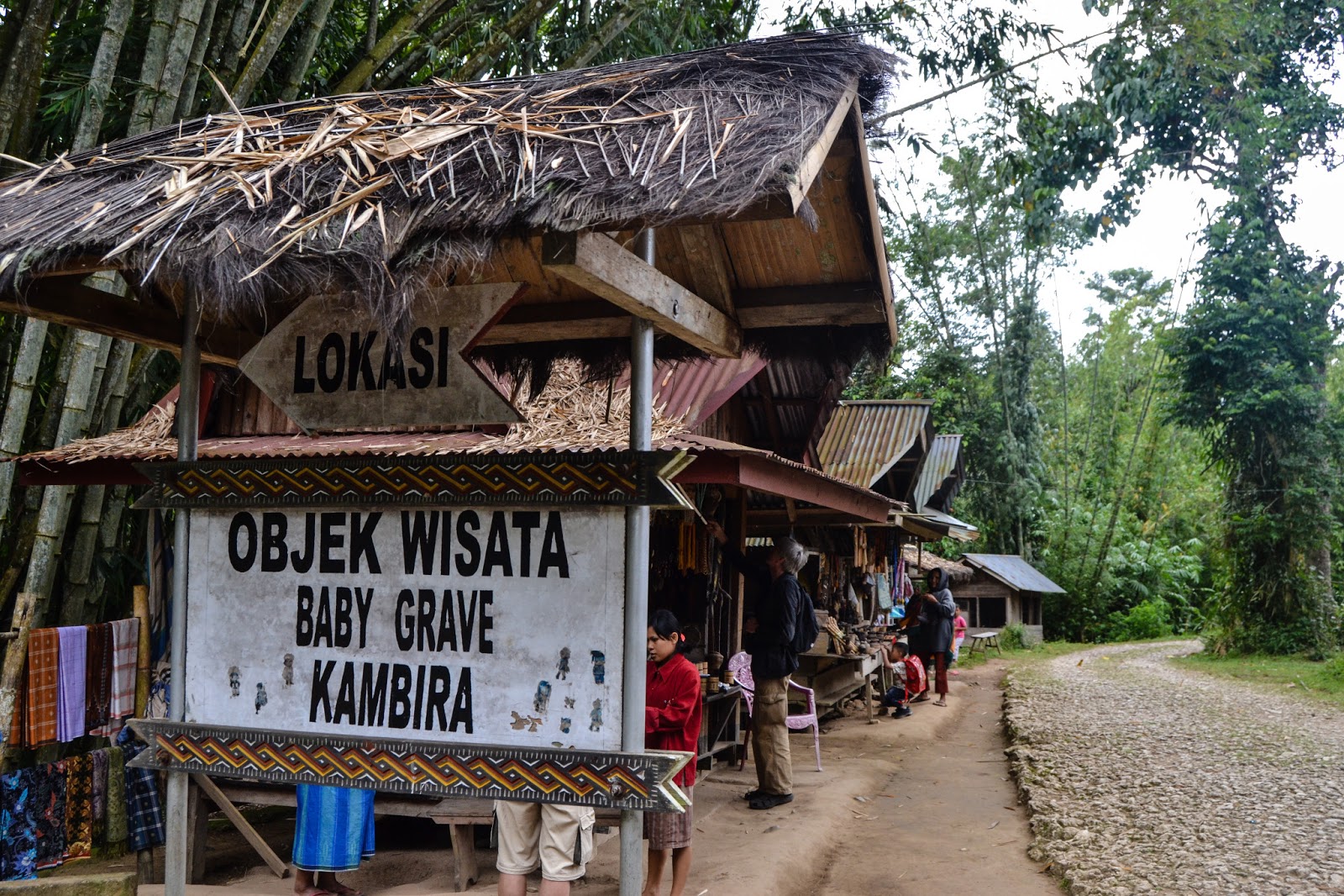 Tana Toraja  Bagian IV Kambira Penguburan Bayi di Rahim 