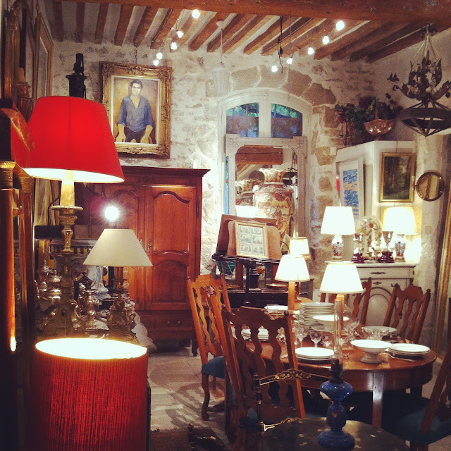 antigüedades en la provenza