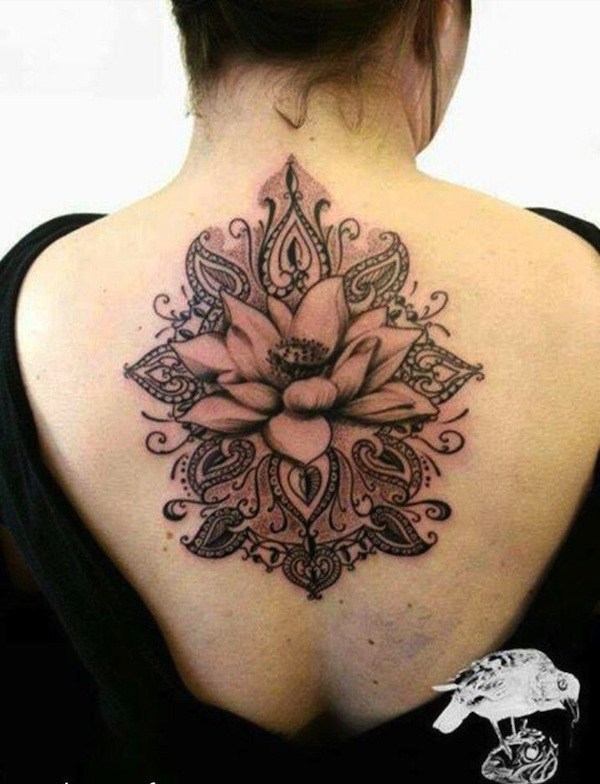 Flor de lótus da Tatuagem nas Costas