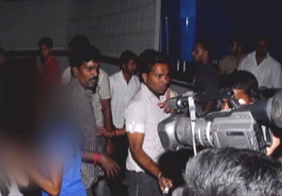 Mangalore Pub | Mangalore Pub Girls Pictures | Managalore Pub Shri Ram Sena Assault Video, Photos