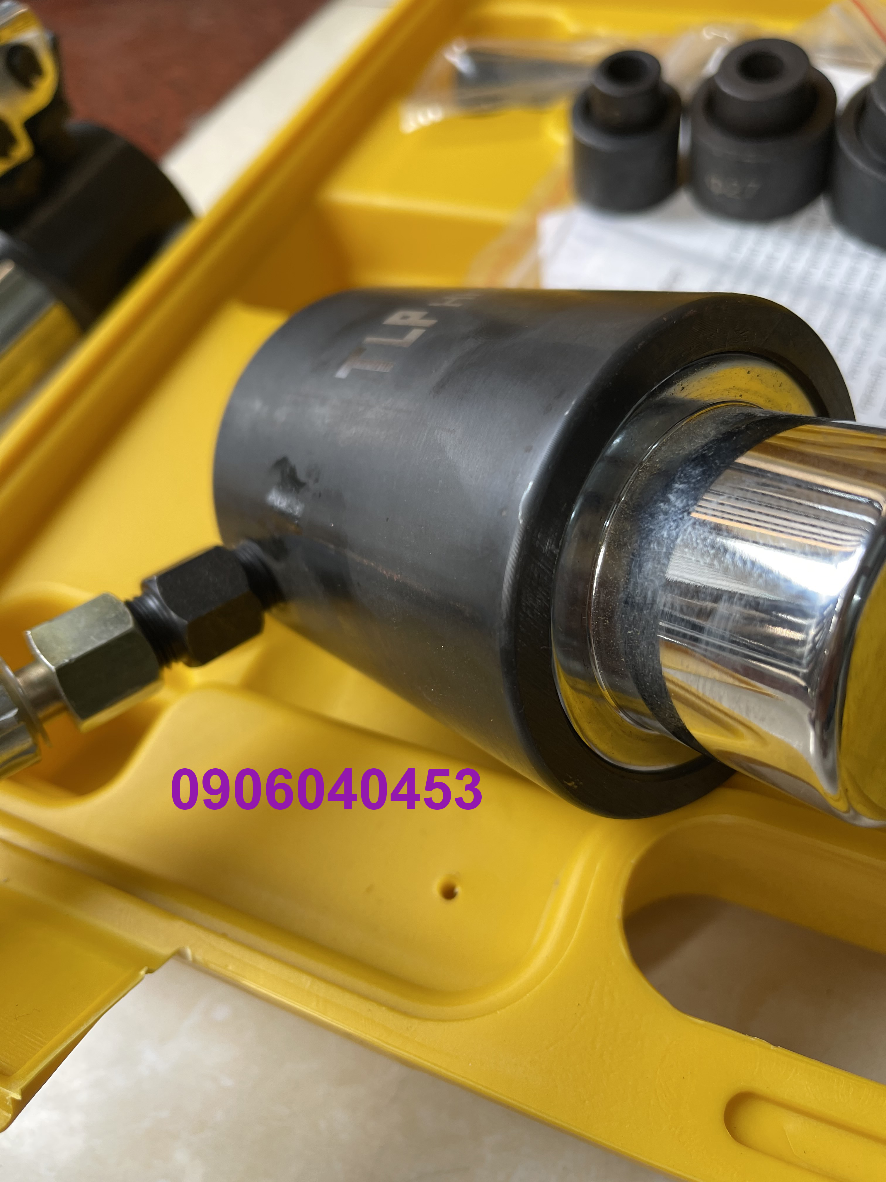 Đột lỗ thủy lực TLP HHK-8B