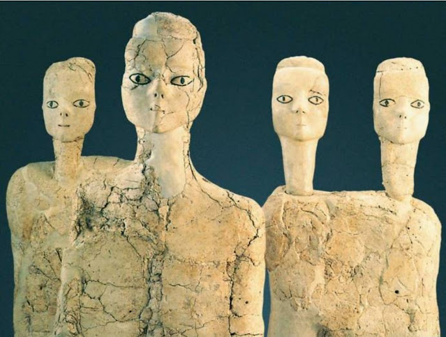 Андрогинные двуглавые статуи из Айн-Газаля