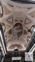 Immagine del soffitto decorato da Luigi Catani all'interno della Biblioteca Roncioniana