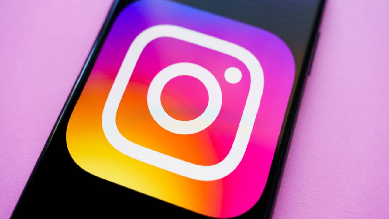 Cara Mengunci Foto dan Video di Instagram dengan Mudah