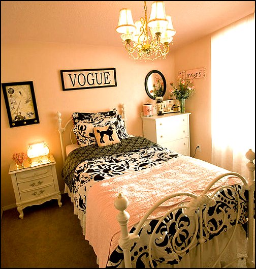 Paris style Pink Poodles bedroom decorating - paris style decorating ...