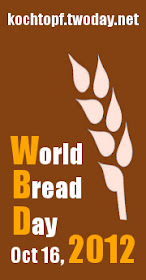 <a href="http://kochtopf.twoday.net/stories/announcing-world-bread-day-2012-7th-edition/" title="World Bread Day 2012 - 7th edition! Bake loaf of bread on October 16 and blog about it!"><img src="http://farm9.staticflickr.com/8446/8005854922_b0db76ec7c.jpg" width="130" height="250" alt="World Bread Day 2012 - 7th edition! Bake loaf of bread on October 16 and blog about it!" /></a>