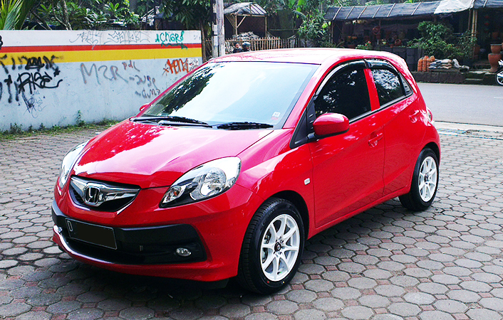 Contoh Gambar Modifikasi Honda Brio Merah Keren Banget 