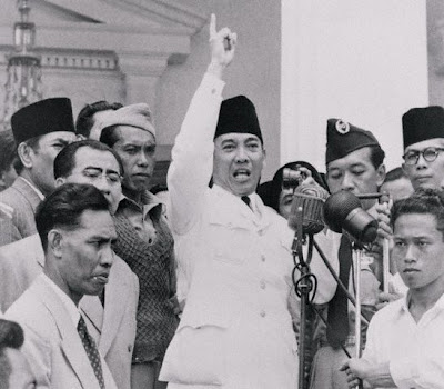 Hasil gambar untuk pelaksanaan demokrasi terpimpin