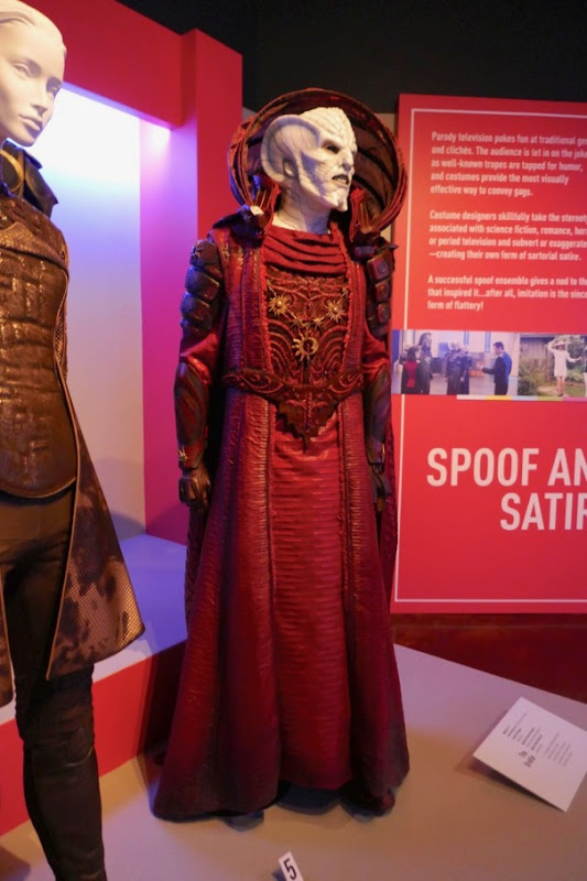 Orville season 1 Sazeron costume