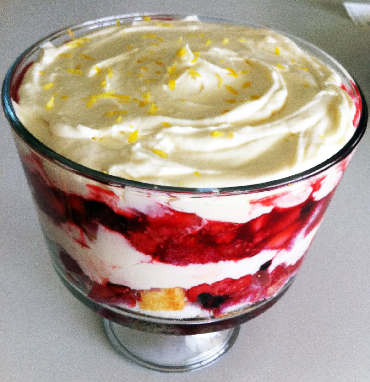 a day in the kitchen of...: three-berry trifle with lemony whipped cream