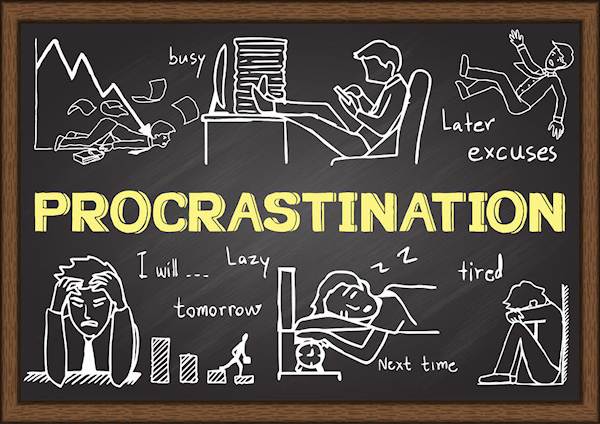 8 WAYS TO GET OVER PROCRASTINATION AND REACH YOUR DREAMS