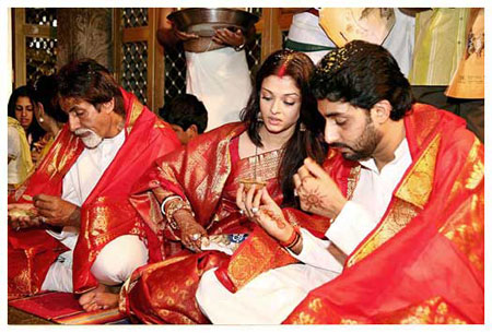 Amitabh in Abhishek wedding