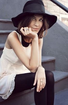 Alexa_Chung_Fashion_Styles