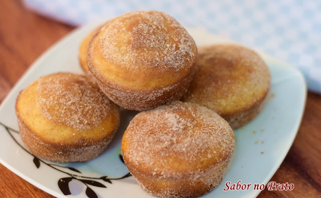 como fazer bolinho de chuva assado