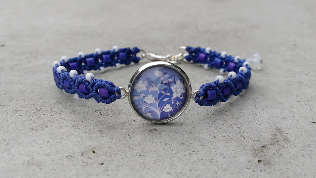 Blue and white micro macrame bracelet