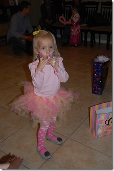 Olivia's 3rd Bday & Megan's BS Gift 165