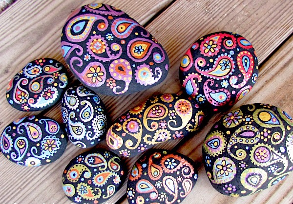 painted pebbles design ideas