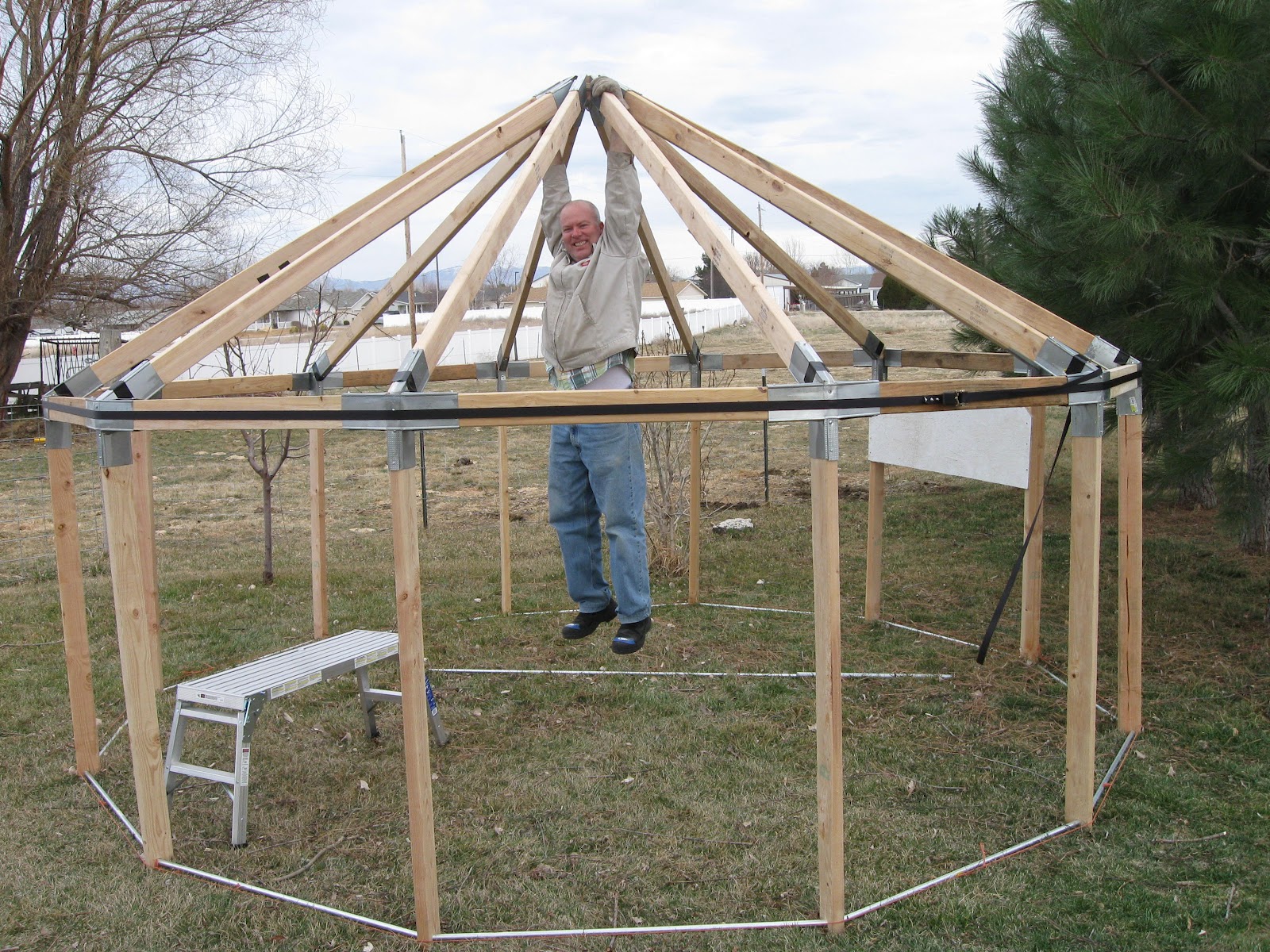 yurt builder