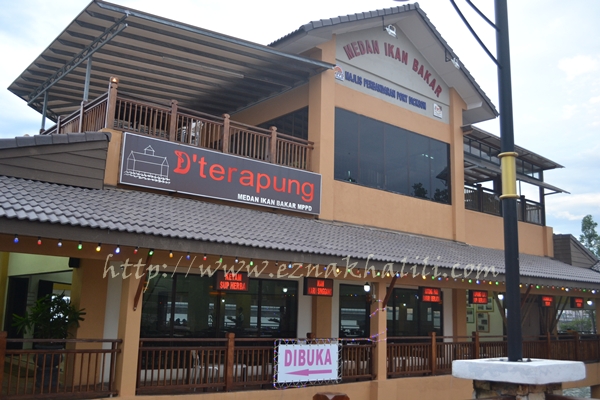 My Small World: Makan time - D'terapung Port Dickson
