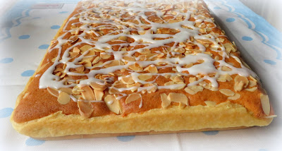 Bakewell Slices