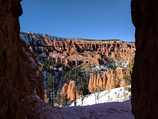 Epic Vista View coming out Tunnel on Peek A Boo Loop Trail