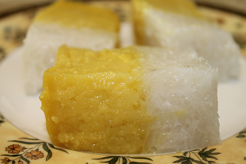 Kuih Seri Muka Durian - Azie Kitchen