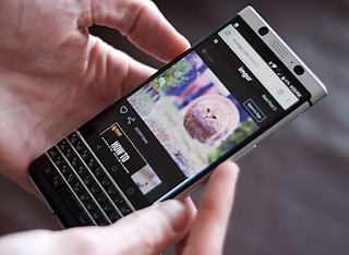 Begini Cara mengambil screenshot di BlackBerry KEYone Anda