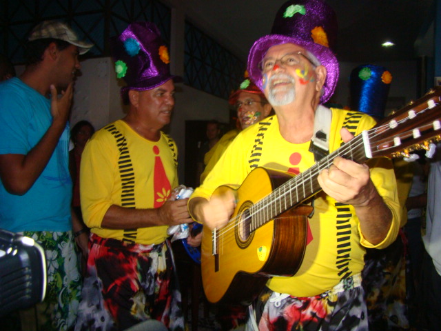 Quinta-feira  tem Paroano Sai Milhó no Rio Vermelho 