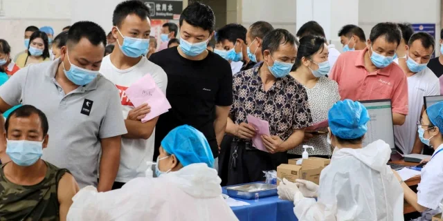  Sudah Punya Sinovac dan Sinopharm, China Bakal Gunakan Vaksin Pfizer untuk Negaranya