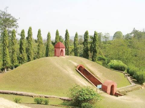 “মৈদাম– আহোম ৰাজবংশৰ টিলা-সমাধি ব্যৱস্থা”