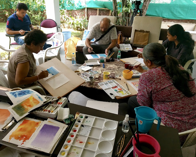Participants working at Watercolour Painting Workshop at Indiaart Gallery, Pune (www.indiaart.com)