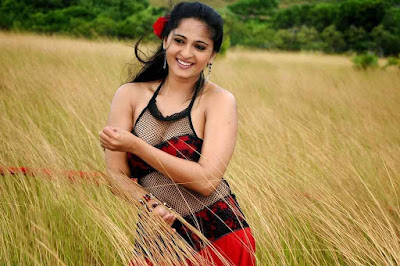 62+ anushka shetty images and wallpaper download