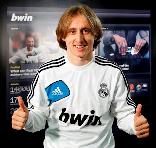 Modric with the Real Madrid jersey on an Interview with Bwin