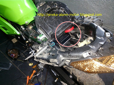 Cara pasang alarm motor Ninja 250cc Fi