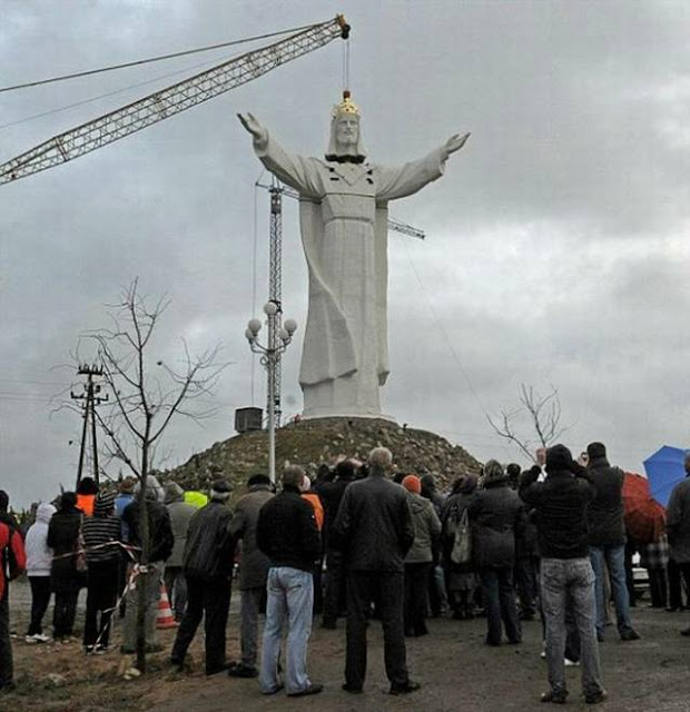 Worlds Largest Jesus Christ Statue