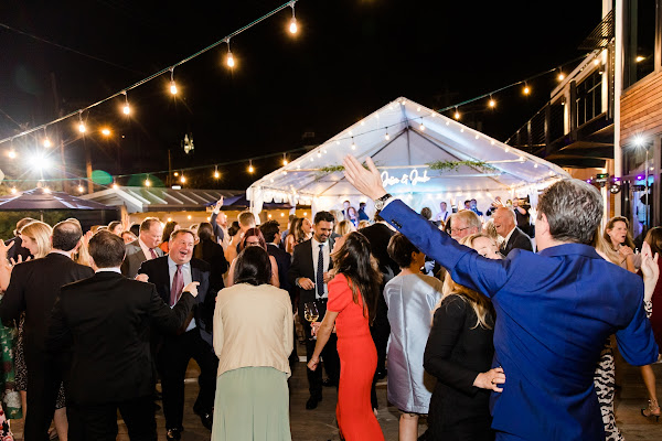 Annapolis Yacht Club Wedding photographed by Heather Ryan Photography