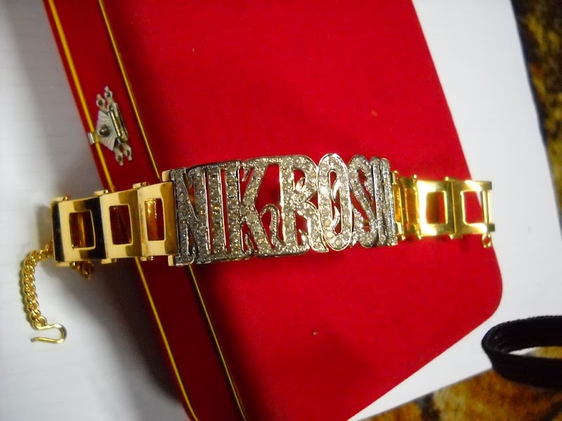 Trend Terpopuler 22 Desain Gelang Kaki Emas Putih