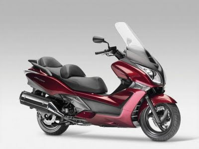 2009 Honda Silver Wing 400 Wallpaper