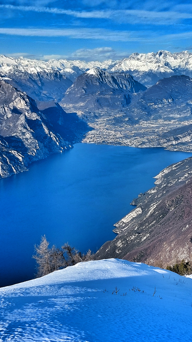 funivia malcesine monte baldo ciaspole inverno