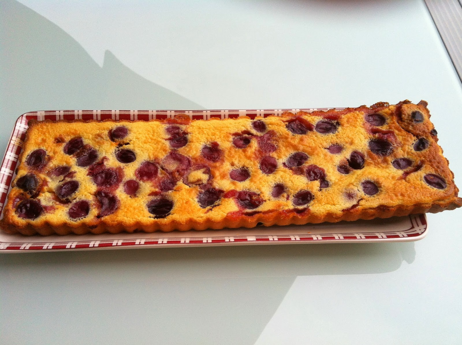 alt="clafoutis aux cerises"