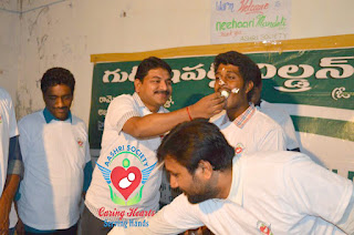 aashri-volunteer-vignesh-birthday-celebrations-in-orphan-home