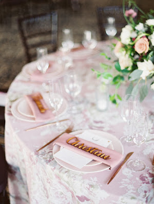 pink table setting