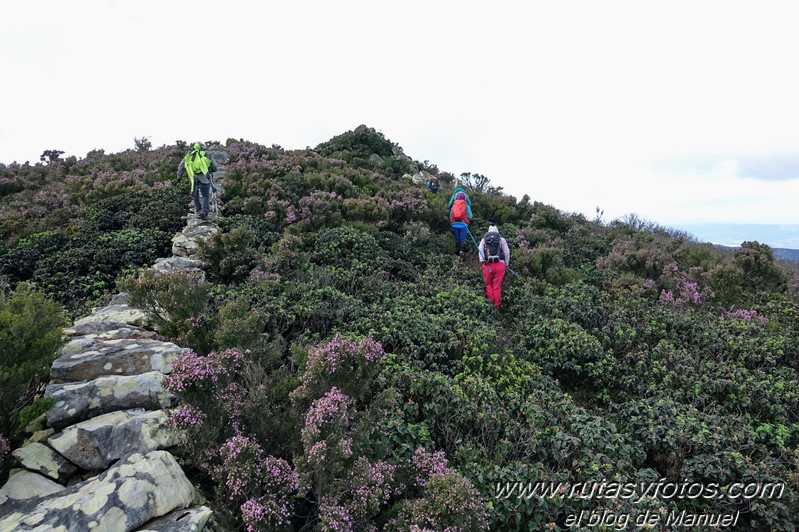 Cascadas del río de los Molinos - Tajo de la Corza - Llanos del Juncal - Pico Luna - Sendero de los Calabozos