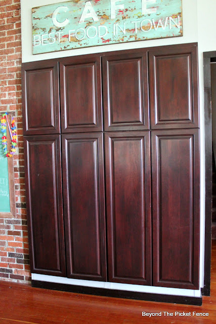 Painting Kitchen Cupboards