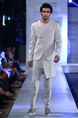 AIFWSS2017-rajesh 7 Rohit-Mystylespots-16